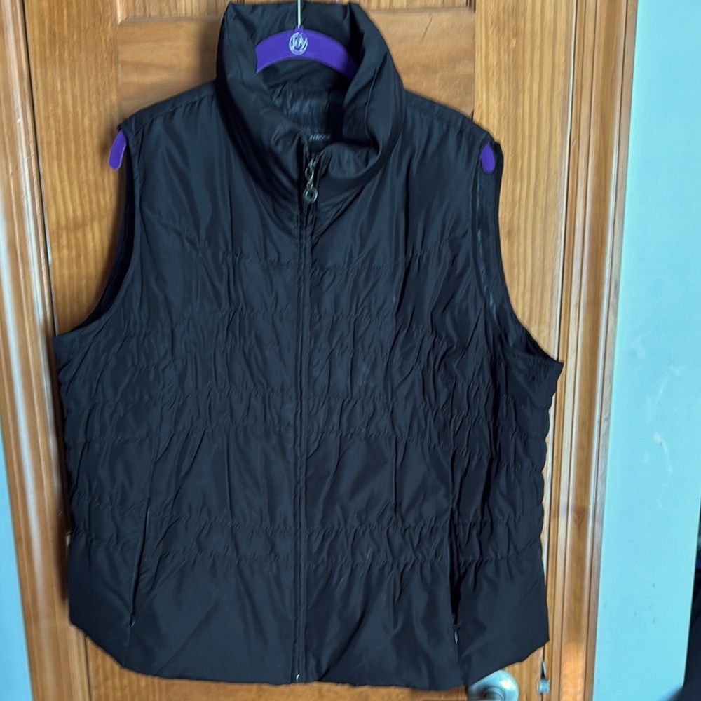 Black down vest by Colebrook size 18/20